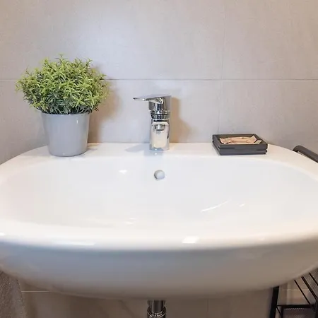 Palazzo Lomellini - Charming Flat In Historical Centre Apartment